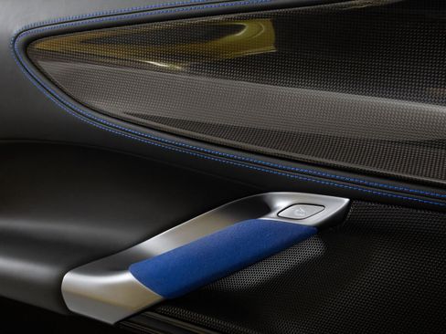 Certified 2023 Ferrari SF90 Spider image 29