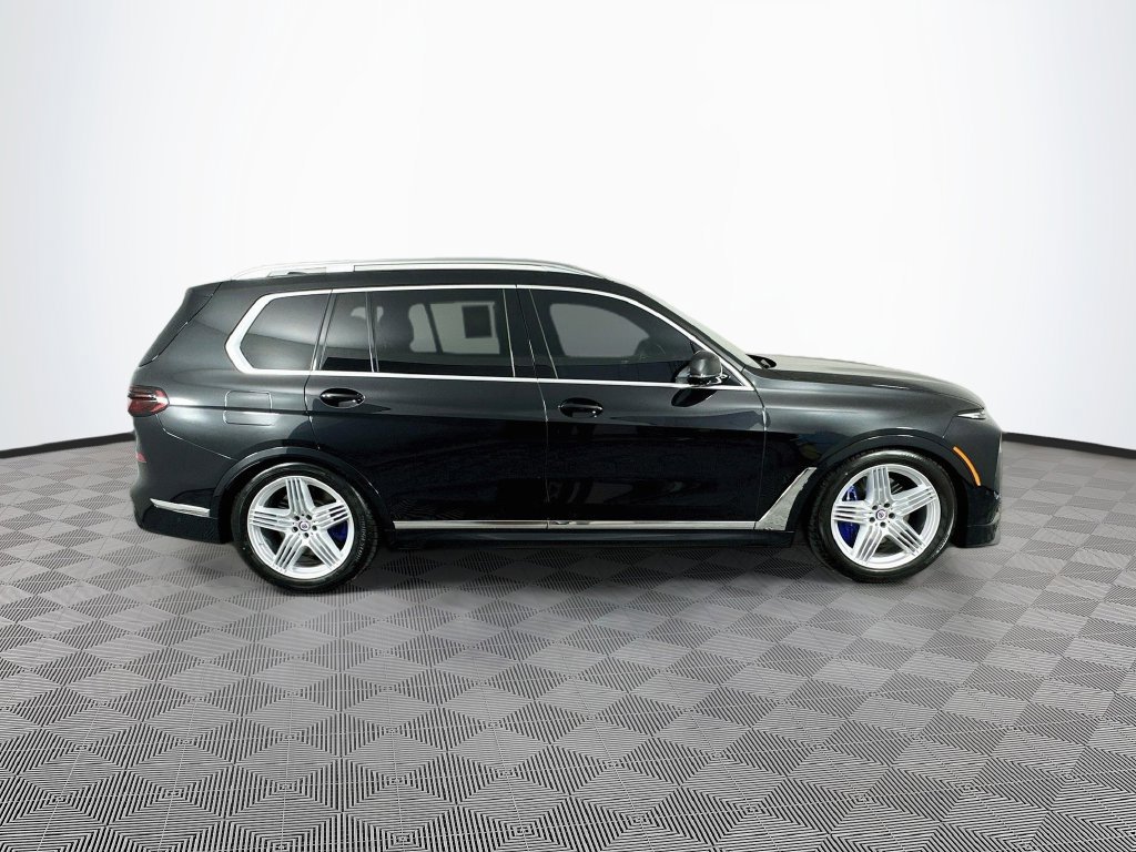 Used 2023 BMW ALPINA XB7 AWD/4WD image 10
