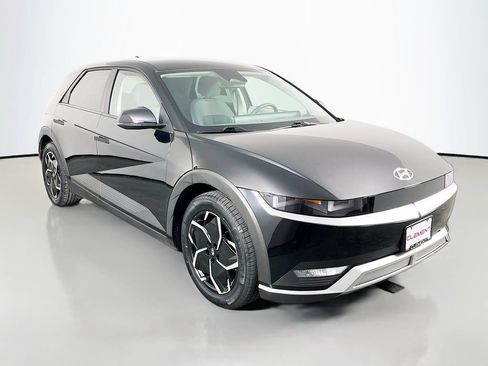 Used 2023 Hyundai Ioniq 5 SE w/ Cargo Package AWD/4WD image 4