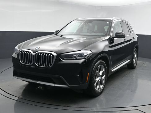 Used 2024 BMW X3 xDrive30i w/ Premium Essential Package AWD/4WD image 1
