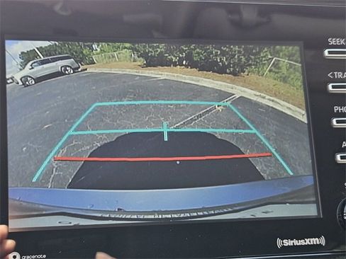 Used 2024 Toyota Camry SE image 29