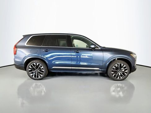 New 2026 Volvo XC90 B6 Plus w/ Protection Package Premier image 8