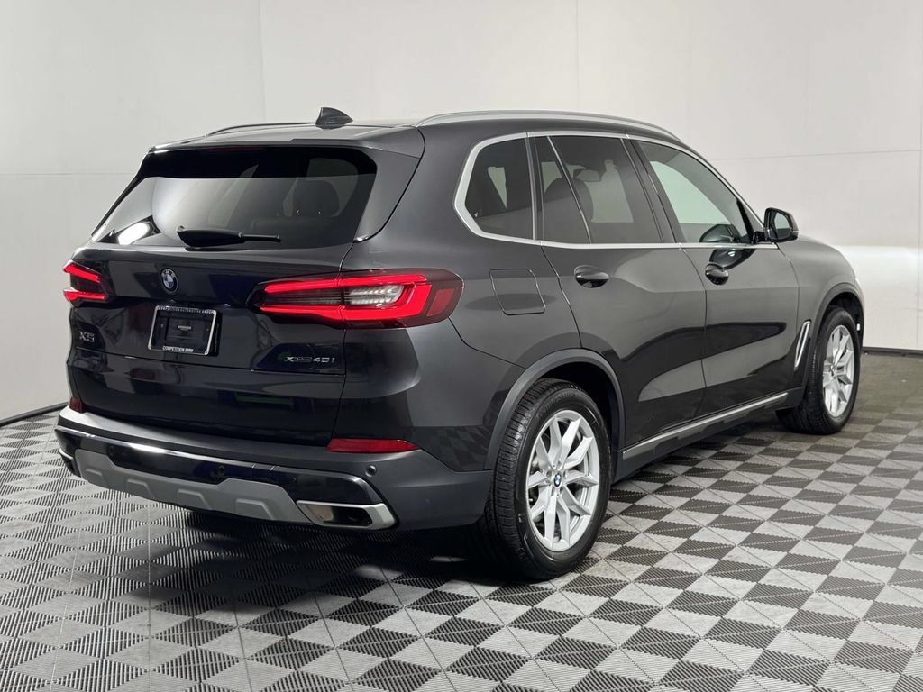 Used 2023 BMW X5 xDrive40i AWD/4WD image 10