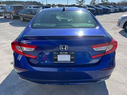 Used 2022 Honda Accord Sport image 6