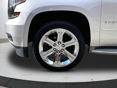 Used 2015 Chevrolet Suburban LTZ image 35