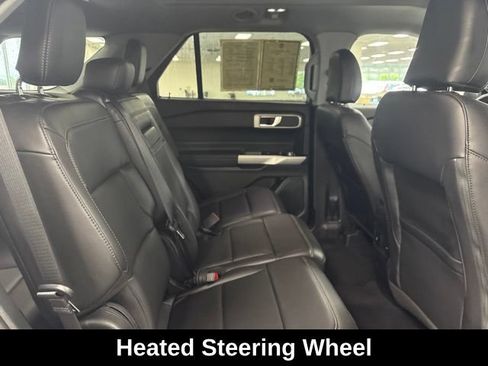Used 2024 Ford Explorer XLT w/ Equipment Group 202A AWD/4WD image 10