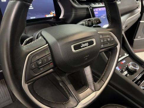 Used 2021 Jeep Grand Cherokee L Limited AWD/4WD image 26