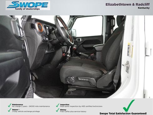 Certified 2021 Jeep Gladiator Mojave AWD/4WD image 12