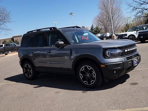Certified 2025 Ford Bronco Sport Outer Banks w/ Outer Banks Tech Package+ AWD/4WD image 8