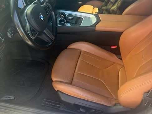 Used 2022 BMW Z4 sDrive30i w/ M Sport Package RWD image 3