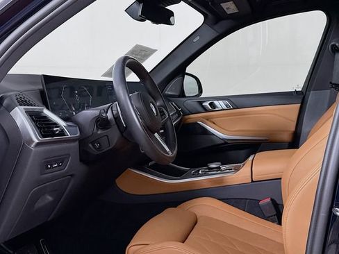 Used 2024 BMW X5 sDrive40i w/ M Sport Package image 9