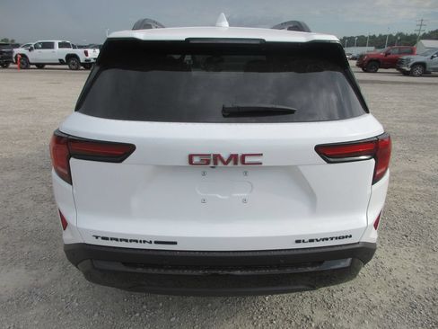 New 2027 GMC Terrain Elevation w/ Elevation Premium Package AWD/4WD image 5