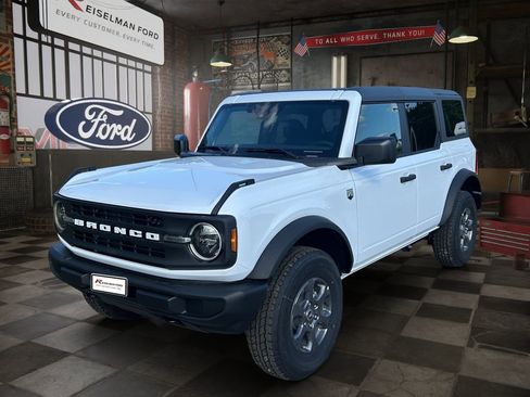 New 2026 Ford Bronco Big Bend AWD/4WD image 1