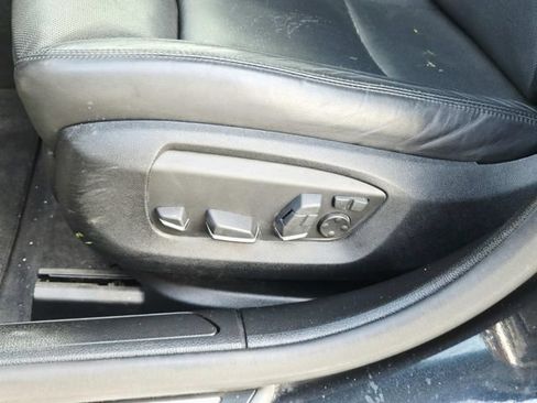 Used 2015 BMW 750i RWD image 31