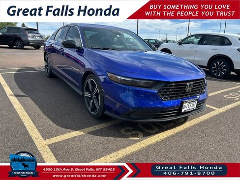 Used 2025 Honda Accord Sport image 1
