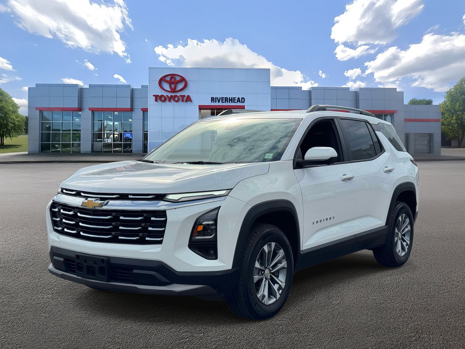 Used 2025 Chevrolet Equinox LT w/ Convenience Package II AWD/4WD image 1