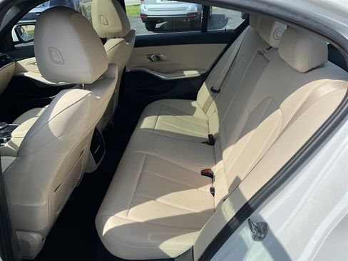 Used 2021 BMW 330i xDrive Sedan w/ Convenience Package AWD/4WD image 32