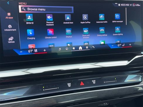 Used 2024 BMW i5 eDrive40i image 25