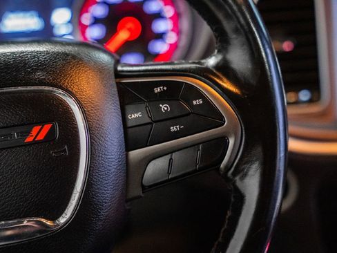 Used 2019 Dodge Charger SXT w/ Leather Interior Group image 26