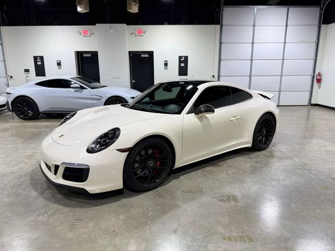 Used 2019 Porsche 911 Carrera 4 GTS image 19
