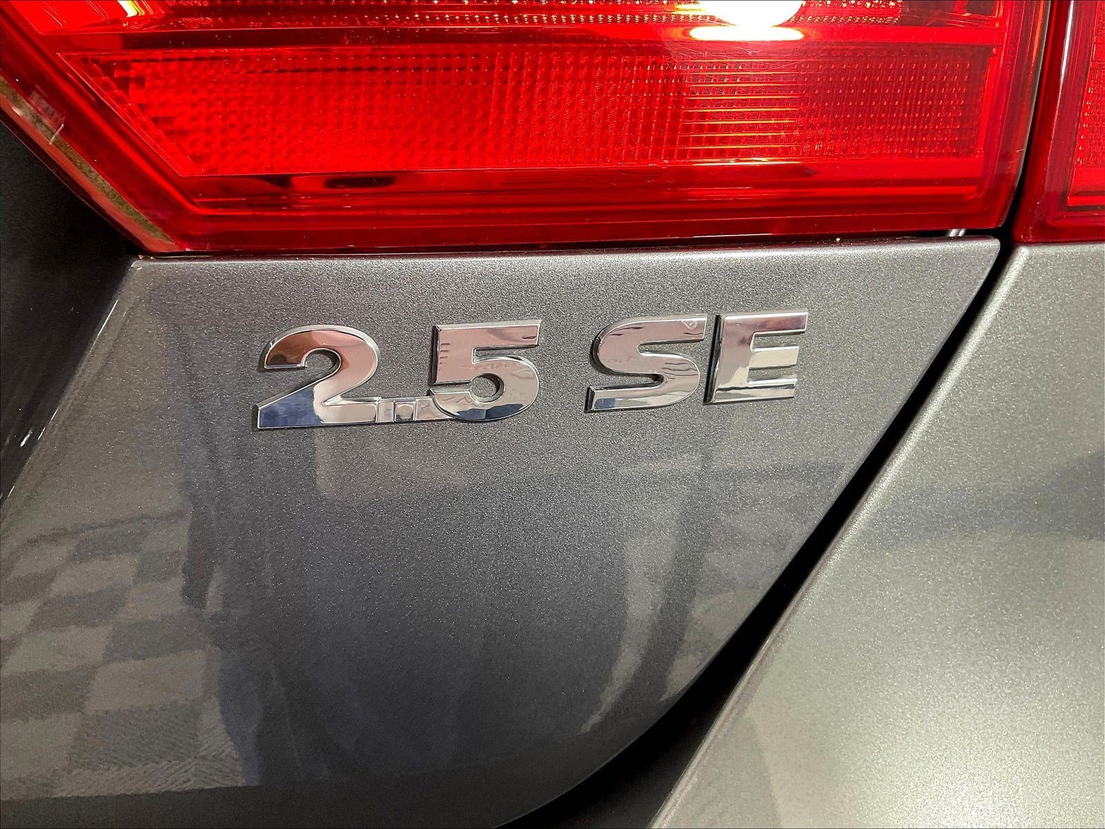 Used 2013 Volkswagen Jetta SE FWD image 22