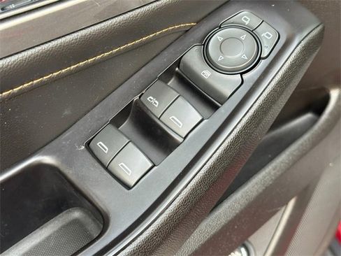Certified 2019 Chevrolet Traverse LT image 17
