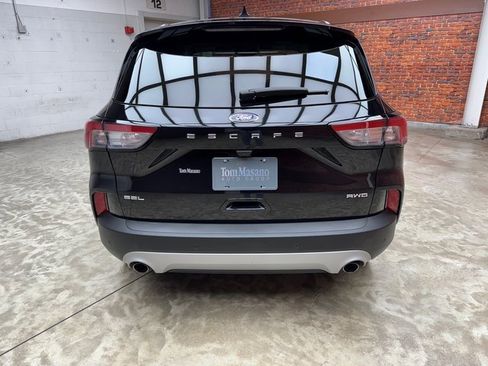 Certified 2022 Ford Escape SEL image 4