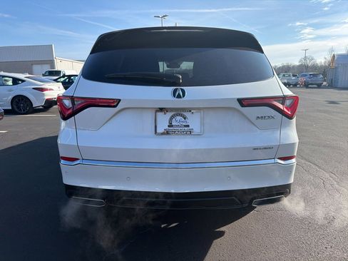 Certified 2023 Acura MDX SH-AWD w/ Advance Package image 4