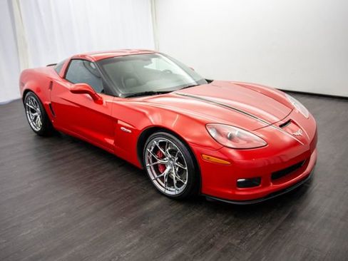Used 2007 Chevrolet Corvette Z06 w/ Preferred Equipment Group image 2