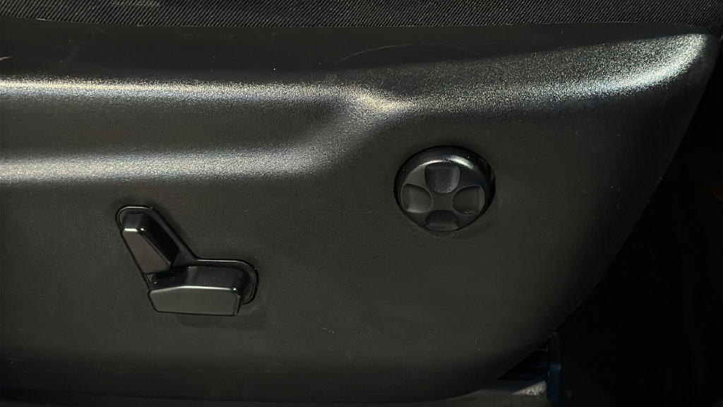 Used 2020 Dodge Durango GT AWD/4WD image 13