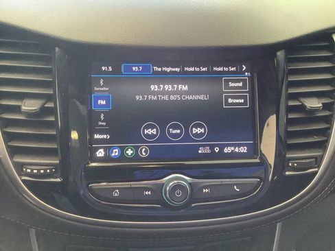 Used 2022 Chevrolet Trax LS w/ Tint and Cruise Package image 11