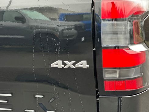 New 2026 Nissan Frontier SV image 24