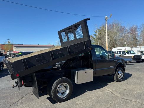 Used 2006 Ford F350 4x4 Regular Cab DRW Super Duty image 17