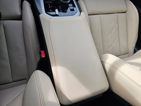 New 2026 BMW X3 xDrive30 w/ Premium Package image 24