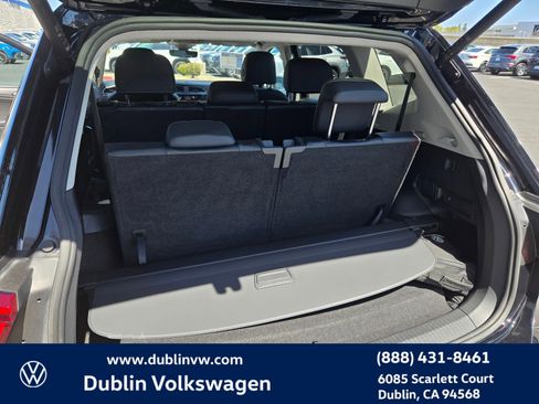 Certified 2022 Volkswagen Tiguan SE FWD image 23