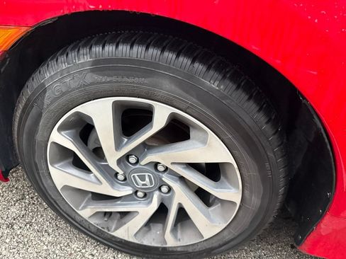 Used 2018 Honda Civic EX image 13