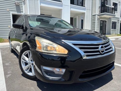 Used 2013 Nissan Altima 2.5 SV FWD image 4