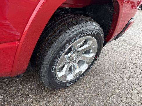 New 2026 RAM 1500 4x4 Crew Cab image 27