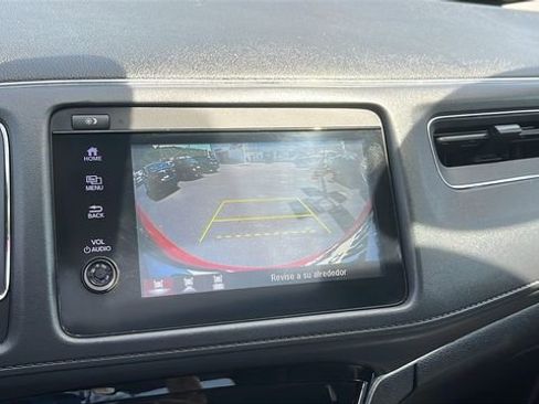 Used 2020 Honda HR-V Touring image 16