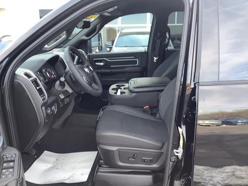 Certified 2025 RAM 2500 Big Horn image 9