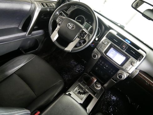 Used 2019 Toyota 4Runner Limited image 9
