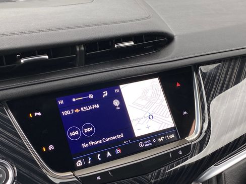 Used 2025 Cadillac XT6 Premium Luxury image 24