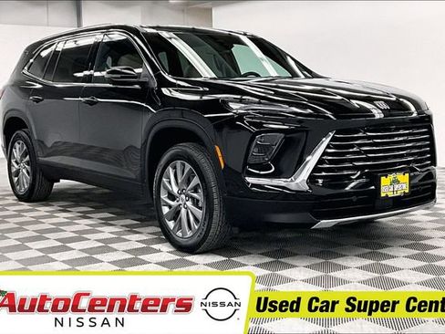 Used 2025 Buick Enclave Preferred w/ Power Package image 1