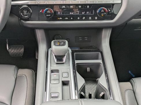 New 2026 Nissan Pathfinder SL FWD image 14