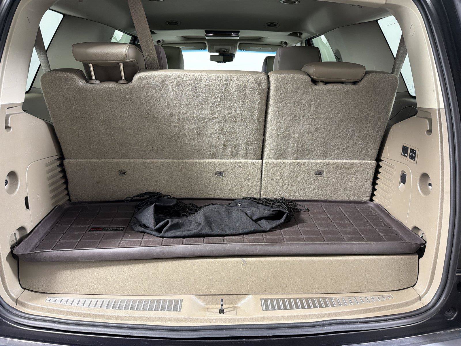 Used 2015 Chevrolet Tahoe LTZ RWD image 16