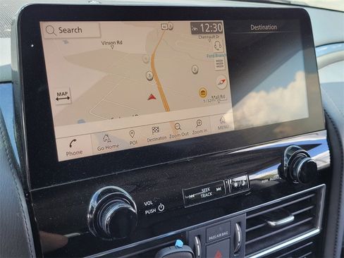 Used 2021 Nissan Armada SV w/ SV Appearance Package image 17