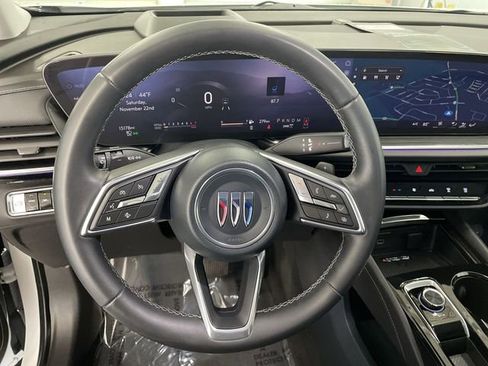 Certified 2025 Buick Envision Preferred image 29