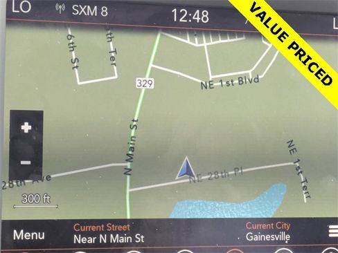 Used 2023 Jeep Cherokee Altitude Lux image 25