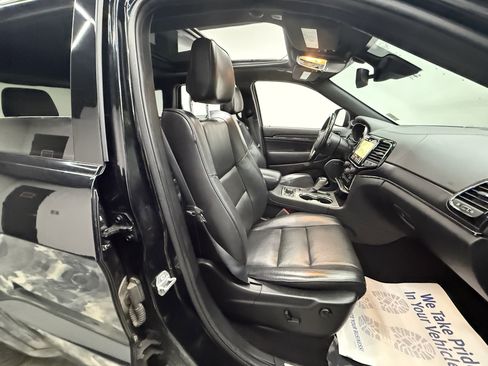 Used 2021 Jeep Grand Cherokee High Altitude image 24