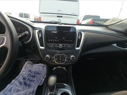 Used 2023 Chevrolet Malibu LT image 7